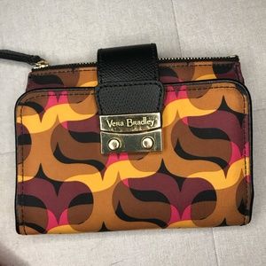 Vera Bradley Pushlock Wallet Modern Lights Pattern